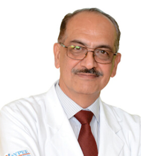 Dr Monaj Luthra